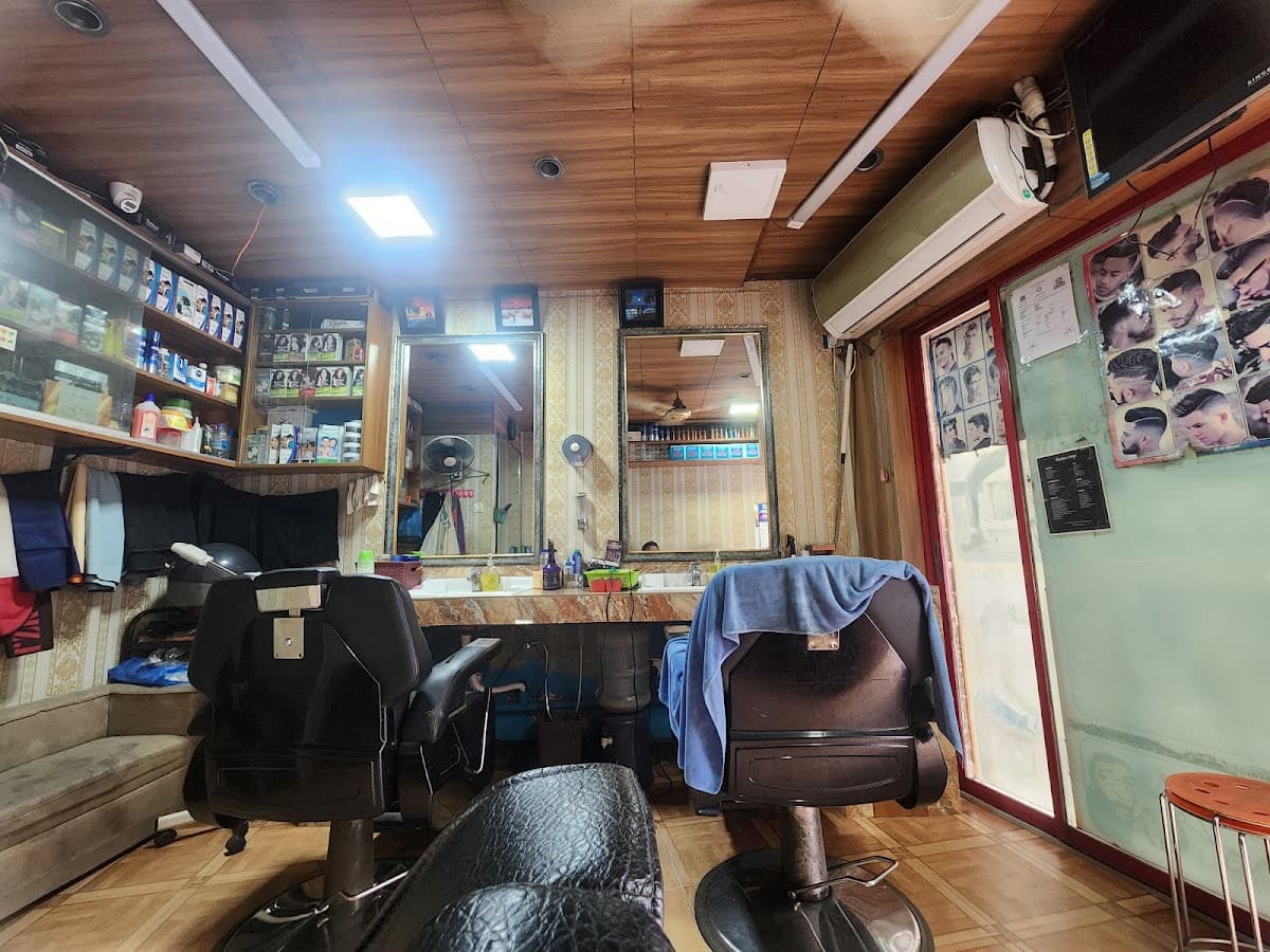 places:{"author":"Syed AL Rahat","authorUri":"https://maps.google.com/maps/contrib/108454725066160667111","mapsUri":"https://www.google.com/maps/place//data=!3m4!1e2!3m2!1sCIABIhBZYMQaIcD4-ItphXwW-HUn!2e10!4m2!3m1!1s0x3755bf366970cec3:0xffbf32626b813fd5"}