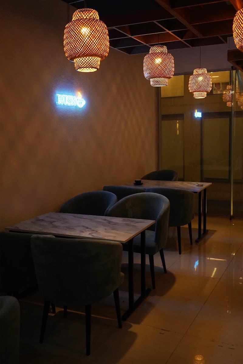 places:{"author":"RUSH Café & Bistro","authorUri":"https://maps.google.com/maps/contrib/107504693839514471684","mapsUri":"https://www.google.com/maps/place//data=!3m4!1e2!3m2!1sCIABIhAh_nslz5_ZVh6hktCDqwtc!2e10!4m2!3m1!1s0x3755b9007ecad315:0xe45172fad1e8b6d9"}