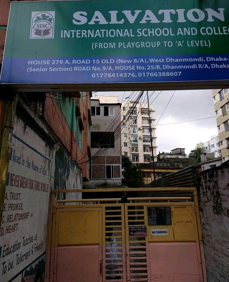 places:{"author":"bishnu dey Vivekanonda","authorUri":"https://maps.google.com/maps/contrib/117357788000084526291","mapsUri":"https://www.google.com/maps/place//data=!3m4!1e2!3m2!1sCIHM0ogKEICAgICk9anOrwE!2e10!4m2!3m1!1s0x3755bf4b0c28ce33:0x687cce9dfc0ef9fb"}
