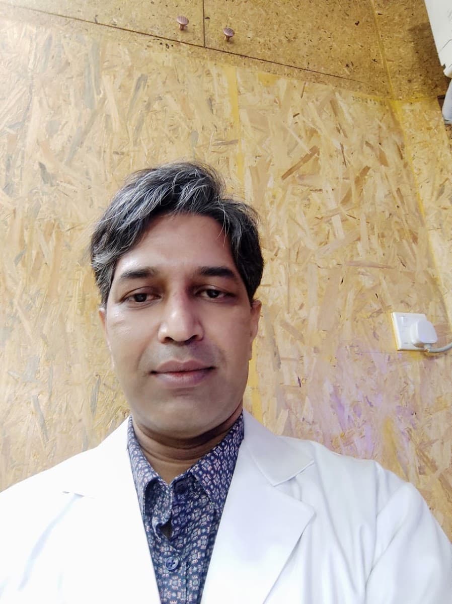 places:{"author":"Dr. Md. Rashidul Hasan","authorUri":"https://maps.google.com/maps/contrib/109570545789279404462","mapsUri":"https://www.google.com/maps/place//data=!3m4!1e2!3m2!1sCIHM0ogKEICAgIDanpXoOg!2e10!4m2!3m1!1s0x3755bfdf3486365f:0x53c611877e3b56d4"}